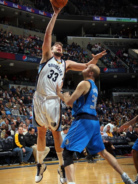 个赛季的竞 个赛季的竞