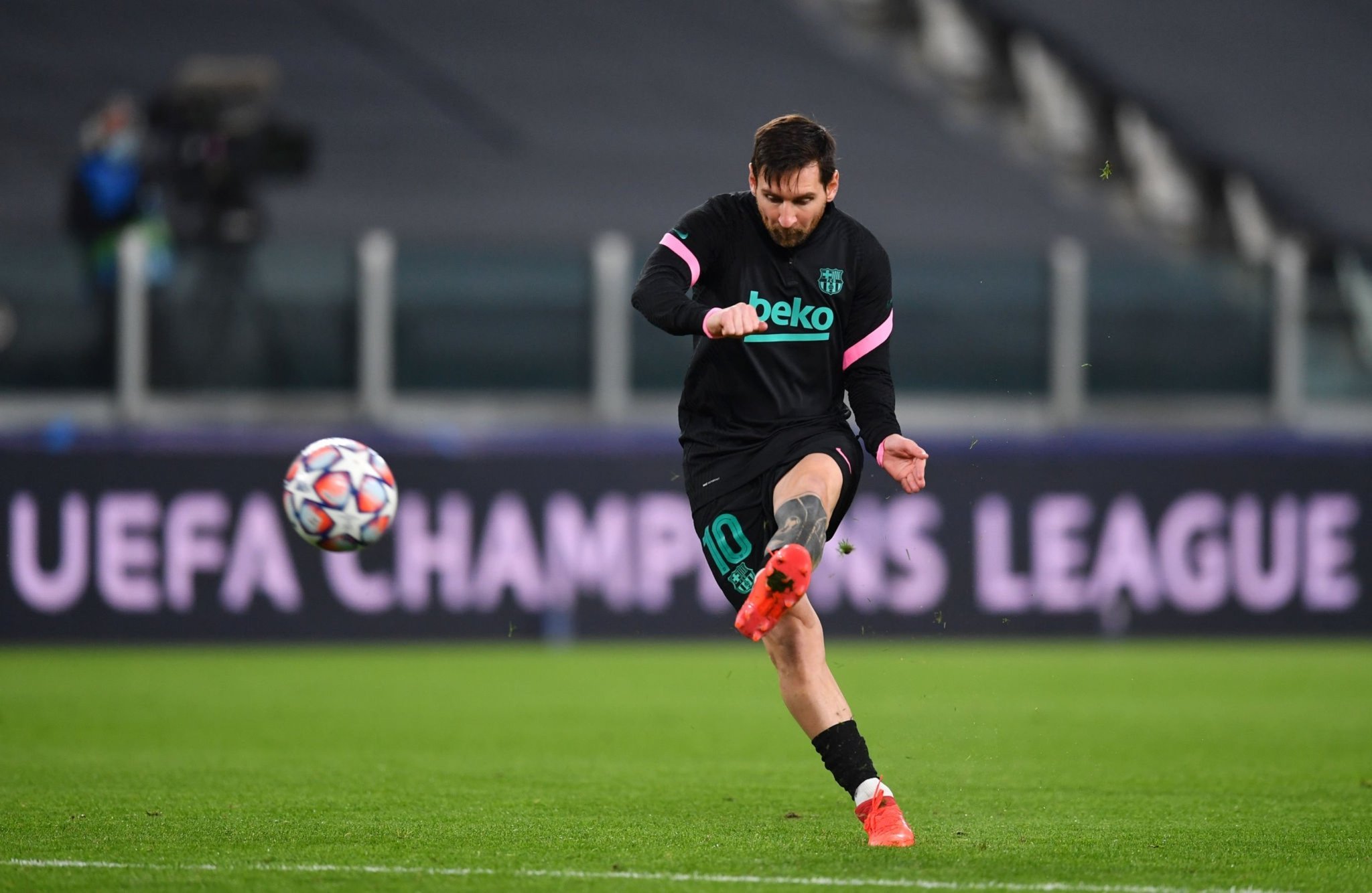 其中最引人 其中最引人