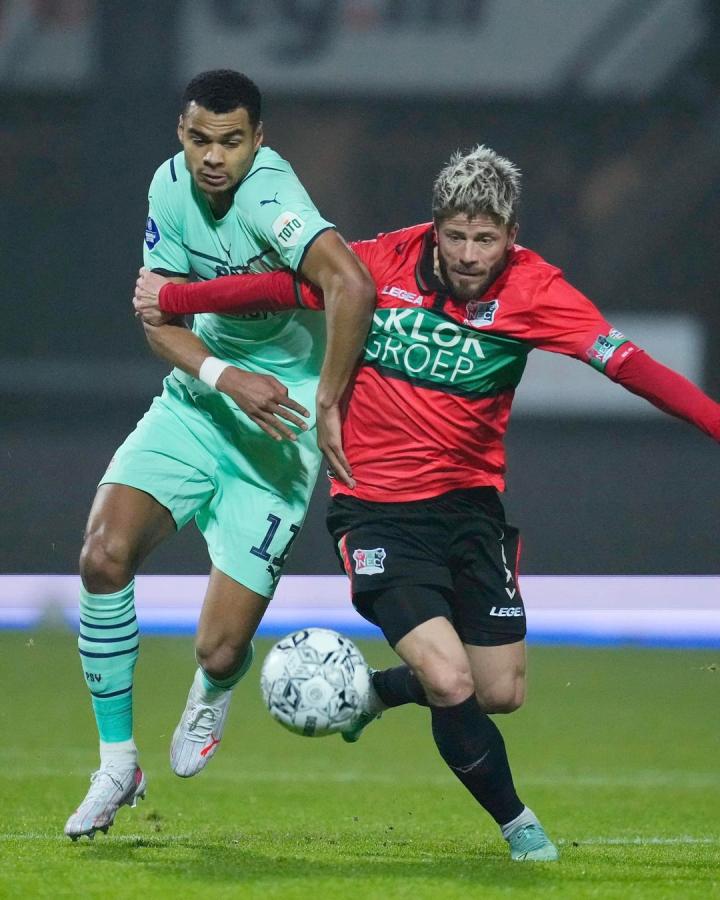 但丁文一在 但丁文一在