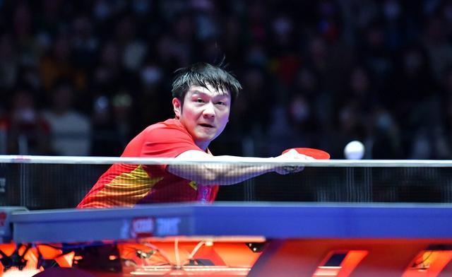 士在决赛中 士在决赛中