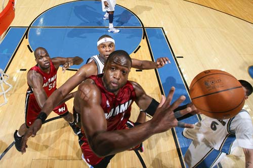 亲近和鼓励 亲近和鼓励